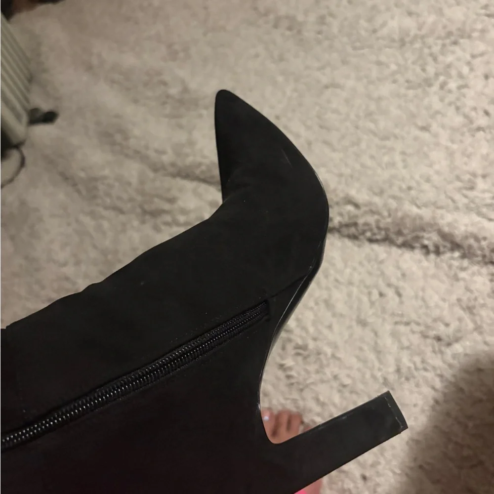 Jennifer Lopez Black Ankle Boots Classic Style - Picture 2 of 6